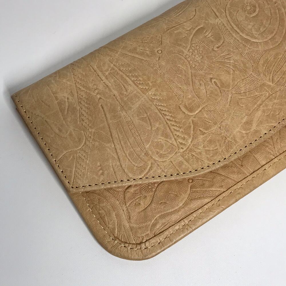 American Leather Co Tan Tooled Envelope Wallet Small Clutch Wristlet Leather - Picture 5 of 11
